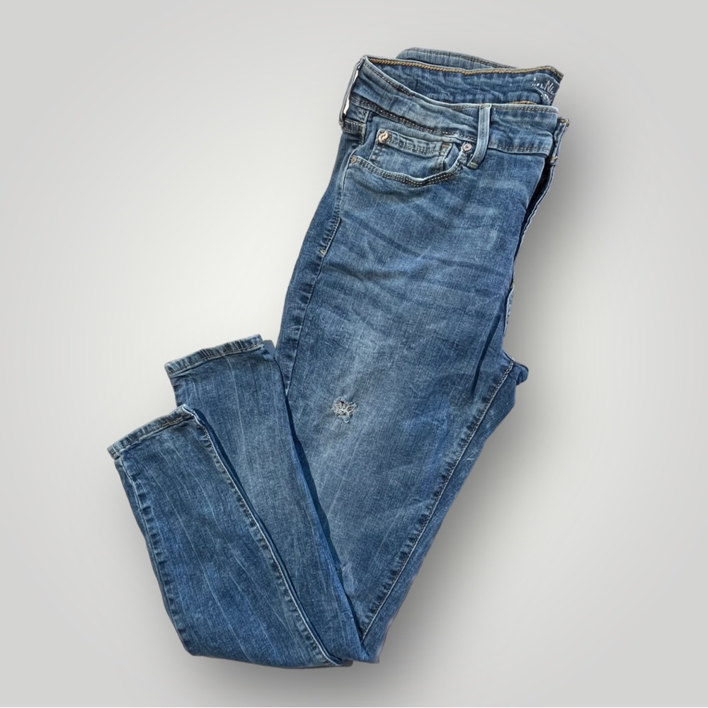 Denizen from Levi’s Low Rise Distressed Jeggings 15 - Picture 14 of 16